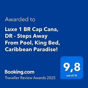  Apartamento Luxe 1 Bedroom Cap Cana, Dr - Steps Away From Pool, King Bed, Caribbean Paradise!